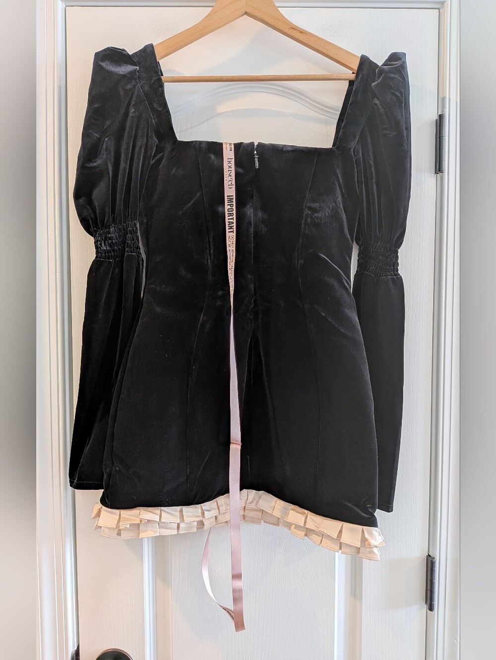 House of CB Azaria Black & Vintage Cream Velvet Mini Dress Size S Fuller Cup NWT - Picture 8 of 15